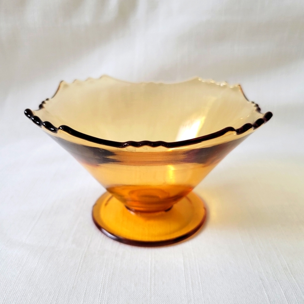 Vintage Amber Pedestal Candy/Dessert Dish